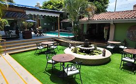 Hacienda del Lago Boutique Hotel